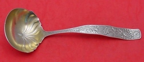 Towle Orchids Sterling Silver Gravy Ladle 7 Gold Washed Art Nouveau: Towle Orchids Sterling Silver Gravy Ladle 7 Gold Washed Art Nouveau This exquisite gravy ladle features the elegant Orchids pattern by Towle, crafted from sterling silver with a beautiful gold wash fi