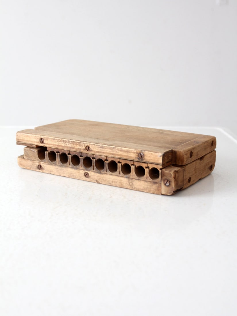 Antique Wooden Cigar Mold for 10 Cigars Decorative Catchall: Antique Wooden Cigar Mold for 10 Cigars Decorative Catchall This antique wooden cigar mold is designed to shape ten cigars, making it a classic piece of tobacciana. With its striking design, it serves