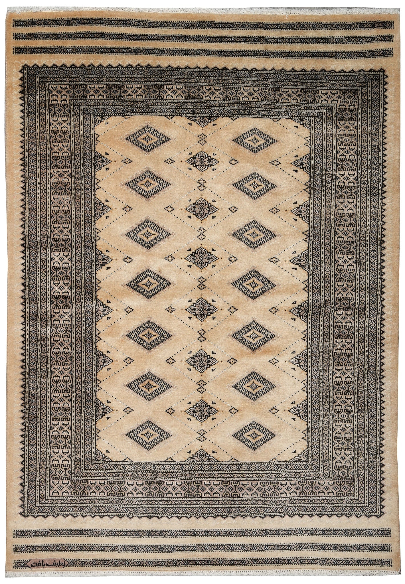 4 x 5.8 Hand Knotted Bokhara Jaldar Geometric Diamond Rug: 4 x 5.8 Hand Knotted Bokhara Jaldar Geometric Diamond Rug Free continental US Shipping This hand-knotted Bokhara Jaldar rug features a geometric diamond pattern, offering a classic and elegant design.