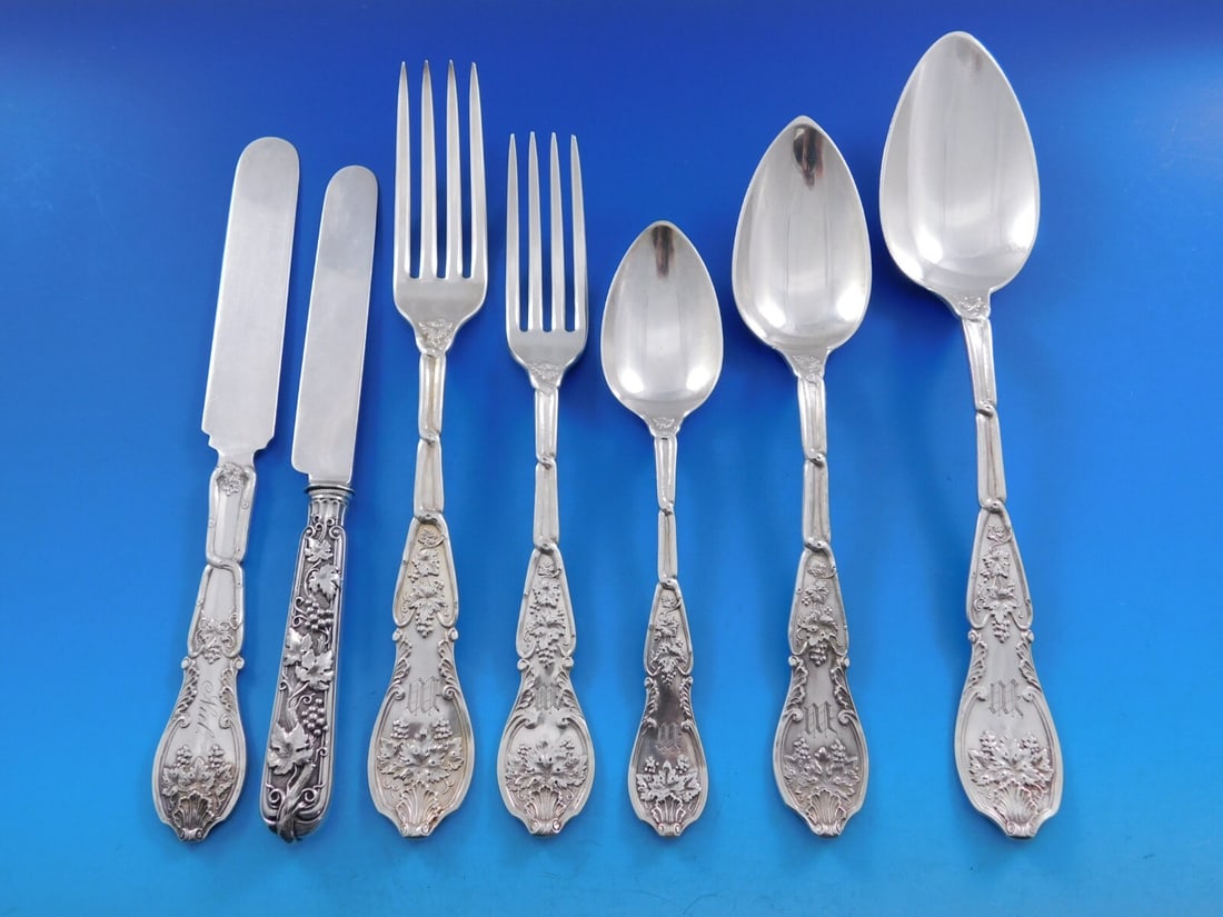 Wood & Hughes Old Vineyard Sterling Silver Flatware Set 88 pcs Rare Grapevine Motif (1 of 9)