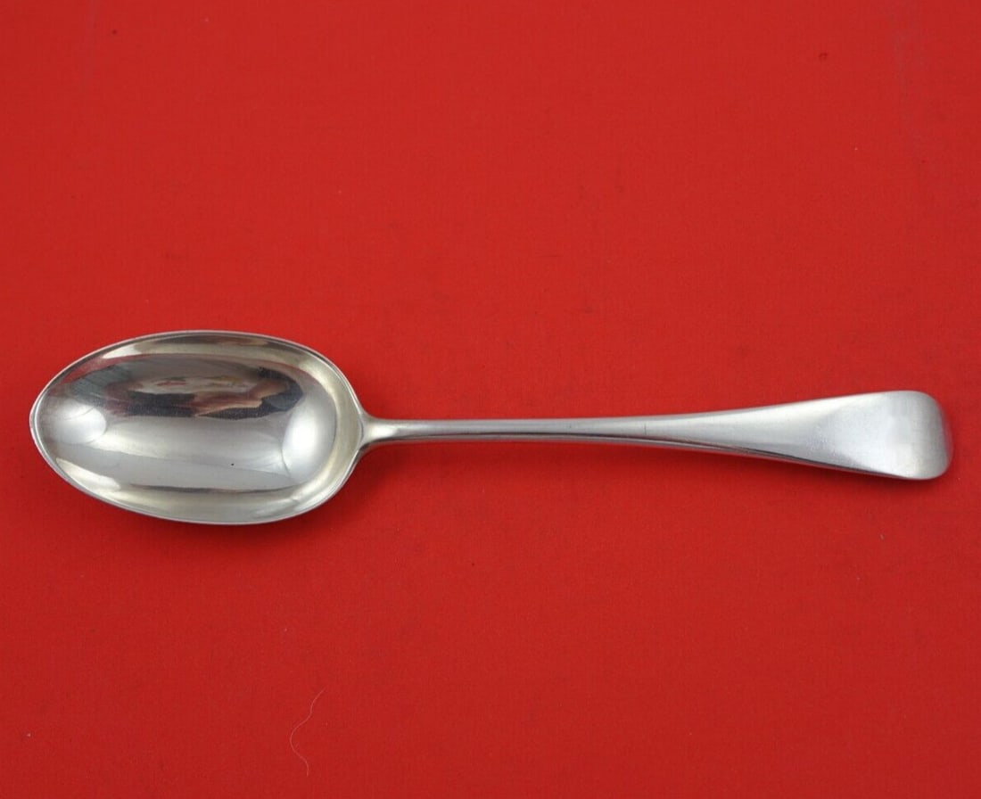 Tiffany & Co Old English Sterling Silver Dinner Spoon 8.5 Inches: Tiffany & Co Old English Sterling Silver Dinner Spoon 8.5 Inches This exquisite dinner spoon is a stunning piece from Tiffany & Co., featuring the elegant Old English pattern. Crafted from sterling si