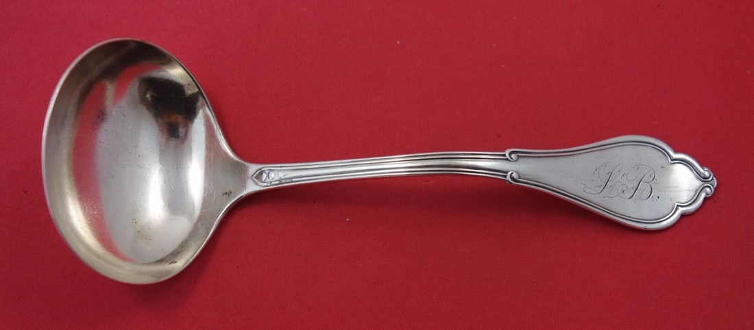 Vanderslice Gothic aka Eureka Sterling Silver Gravy Ladle 6 3/4": Vanderslice Gothic aka Eureka Sterling Silver Gravy Ladle 6 3/4" A sterling silver gravy ladle in the Gothic aka Eureka pattern by Vanderslice. This pre-owned piece dates to the 1850-1899 period and i