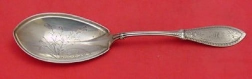Whiting Italian Engraved Sterling Silver Berry Spoon 9 1/4" (1 of 2)
