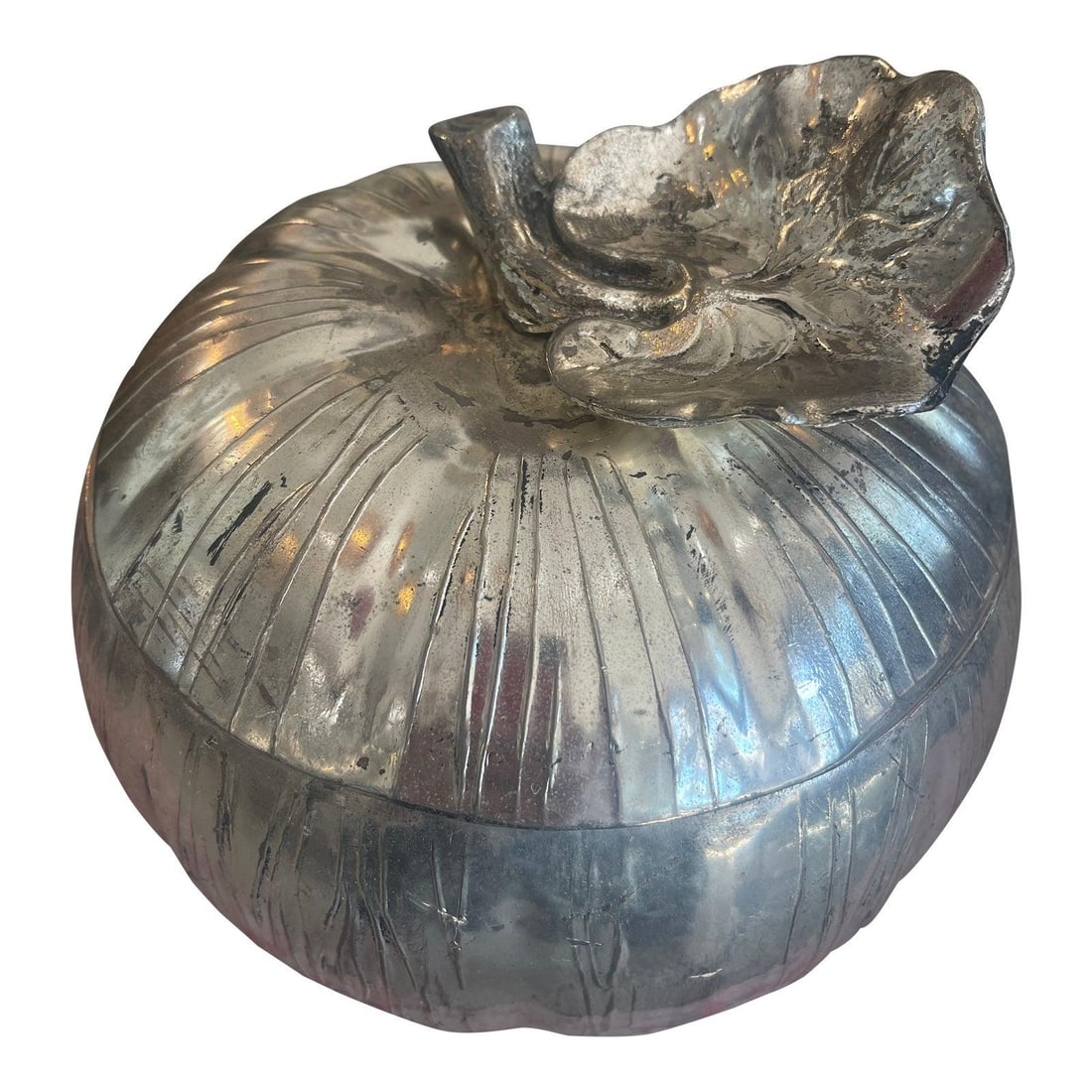 Mauro Manetti Vintage Silver Plate Pumpkin Ice Bucket with Liners Italy: Mauro Manetti Vintage Silver Plate Pumpkin Ice Bucket with Liners Italy This exquisite Vintage Italian Silver-Plated "Pumpkin" Ice Bucket, crafted by Mauro Manetti circa 1970, showcases a charming mid