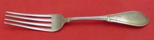 Whiting Italian Sterling Silver Dinner Fork Monogrammed 7 3/4": Whiting Italian Sterling Silver Dinner Fork Monogrammed 7 3/4" This exquisite dinner fork features the elegant "Italian" pattern by Whiting, crafted from high-quality sterling silver. Measuring 7 3/4"