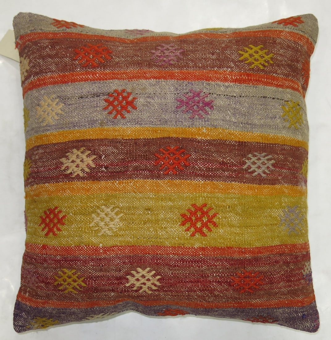 20th Century Turkish Kilim Accent Pillow 1' 7" x 1' 8": 20th Century Turkish Kilim Accent Pillow 1' 7" x 1' 8" 20th century Turkish kilim pillow with a pre-owned condition. Specifications Type: Kilim pillow Category: Pillow Origin: Turkey Period: 20th cent