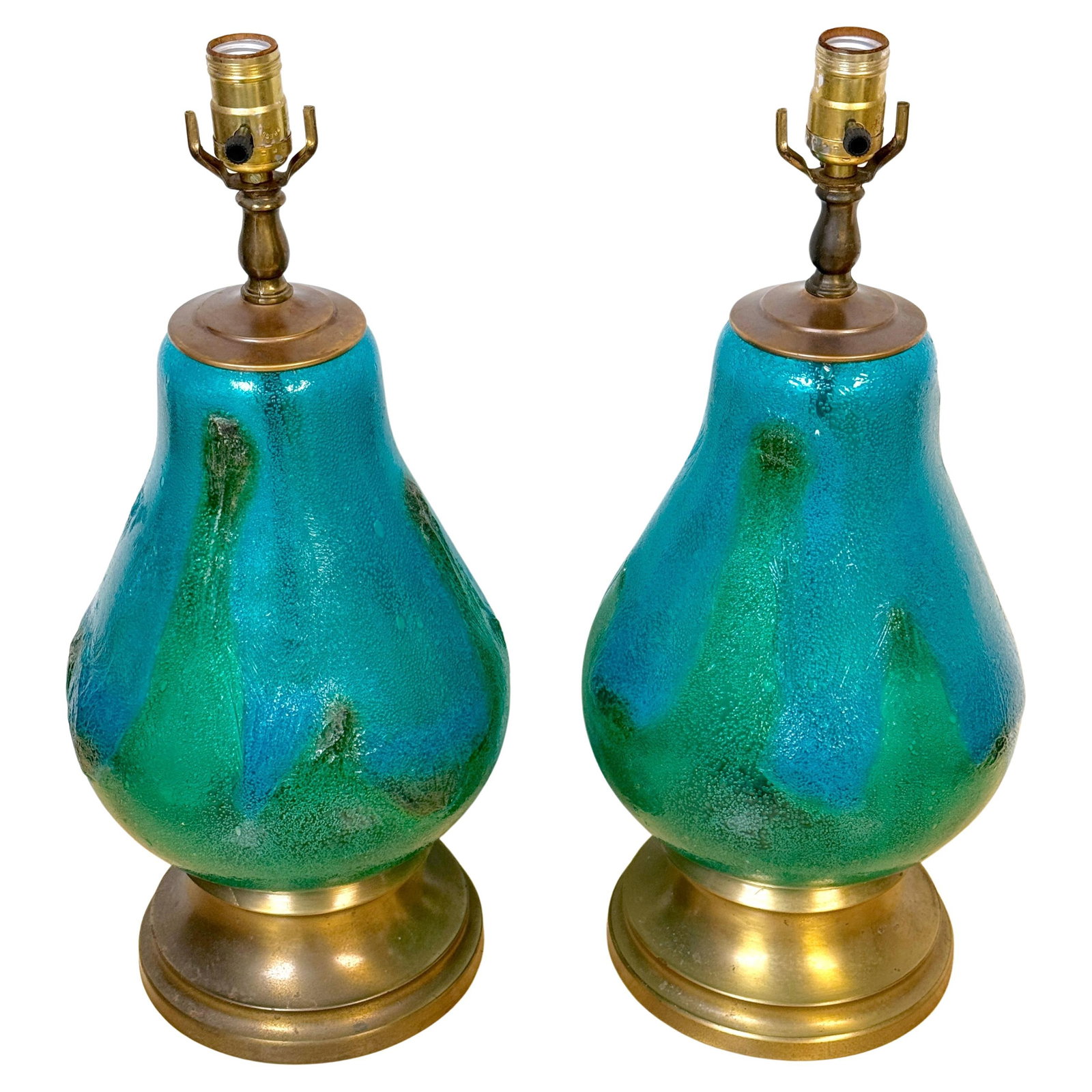 Set of 2 Turquoise Murano Glass Brass Table Lamps Italy 1960s: Set of 2 Turquoise Murano Glass Brass Table Lamps Italy 1960s Enhance your space with this exquisite pair of Turquoise Oceanic Murano Glass and Brass Table Lamps from Italy, circa 1960s. Each lamp fea