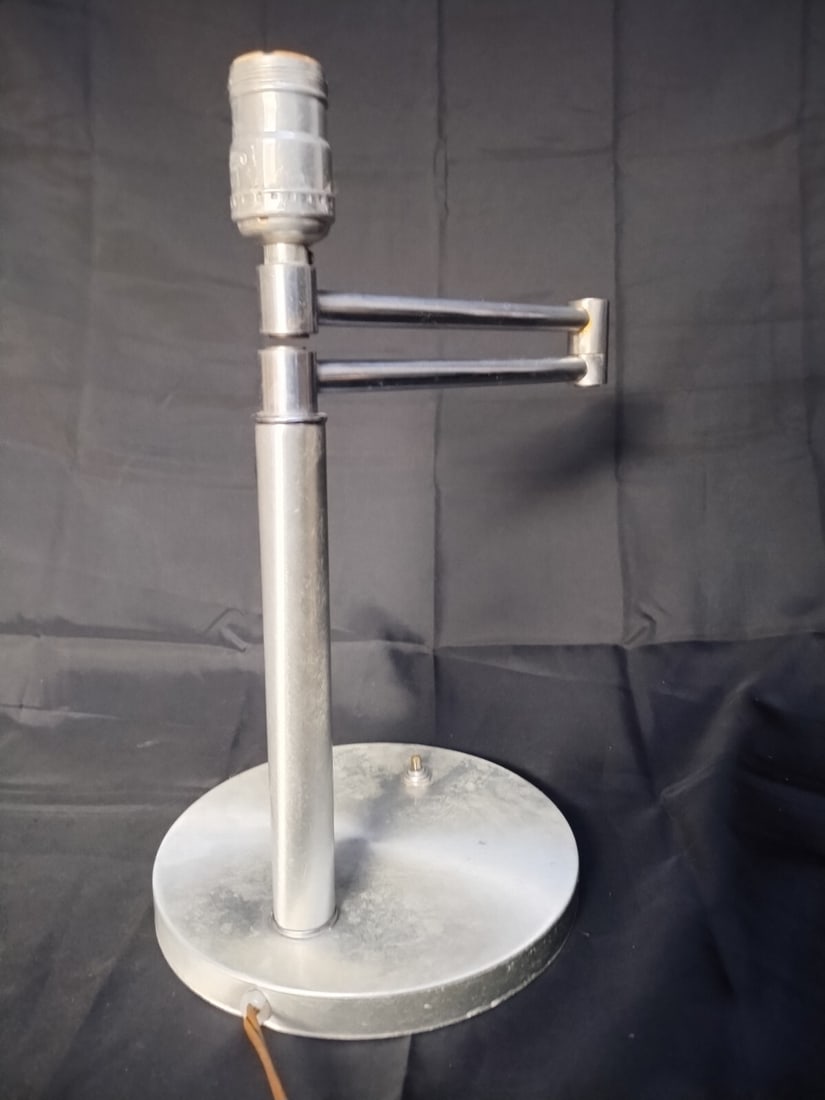 Walter Von Nessen brushed aluminum swing arm table lamp with patent (1 of 18)