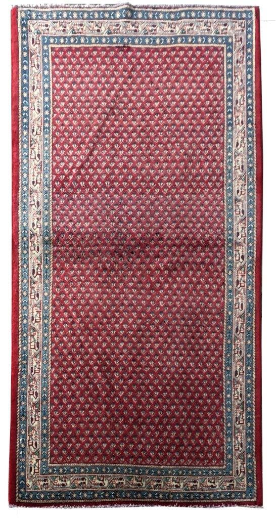 Authentic 4.5 x 6.11 Maroon Red Persian Hamadan Rug: Authentic 4.5 x 6.11 Maroon Red Persian Hamadan Rug Free continental US Shipping Transform your living space with this exquisite handcrafted Maroon Red Persian Hamadan Rug. Measuring 4' 5" x 6' 11" (5