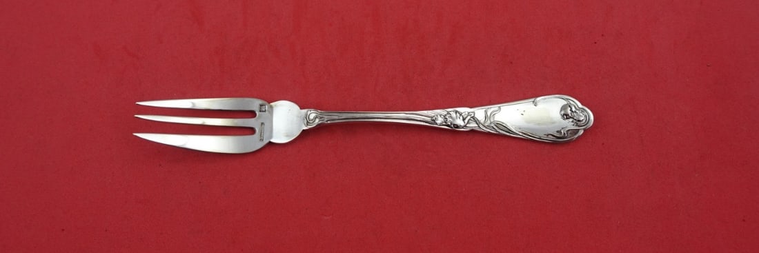 Boulenger Tulipe 950 Silver 3-Tine Pastry Fork 6 Inch: Boulenger Tulipe 950 Silver 3-Tine Pastry Fork 6 Inch Experience the elegance of French craftsmanship with this exquisite Tulipe (Tulip) pastry fork by Boulenger. Made from .950 silver, this 6-inch fo