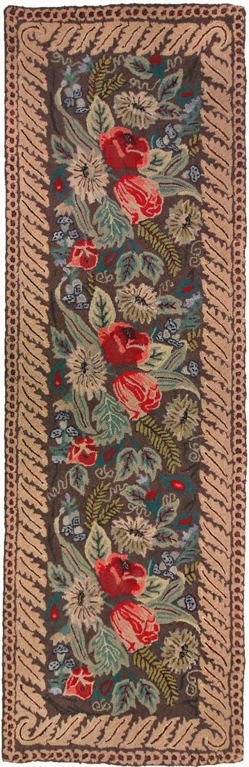 Lanier H-547 Round Wool Rug by Michaelian Home Multi-Color Floral Design: Lanier H-547 Round Wool Rug by Michaelian Home Multi-Color Floral Design Enhance your living space with the exquisite Lanier H-547 Wool Rug by Michaelian Home. This hand-tufted round rug features a vi