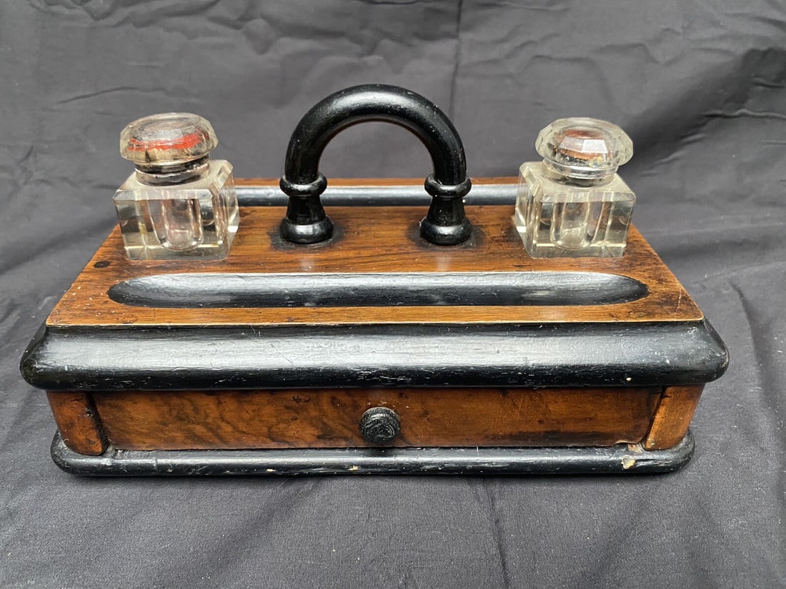 Victorian wooden desk inkwell caddy late 19th century (1 of 9)