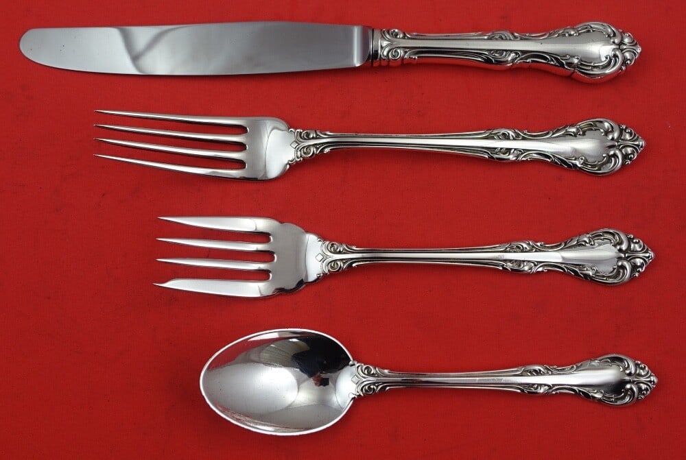 Birks Laurentian 4 Piece Sterling Silver Place Setting: Birks Laurentian 4 Piece Sterling Silver Place Setting Laurentian by Birks sterling silver 4-piece regular size place setting in the Laurentian pattern. The set includes a regular knife, regular fork,