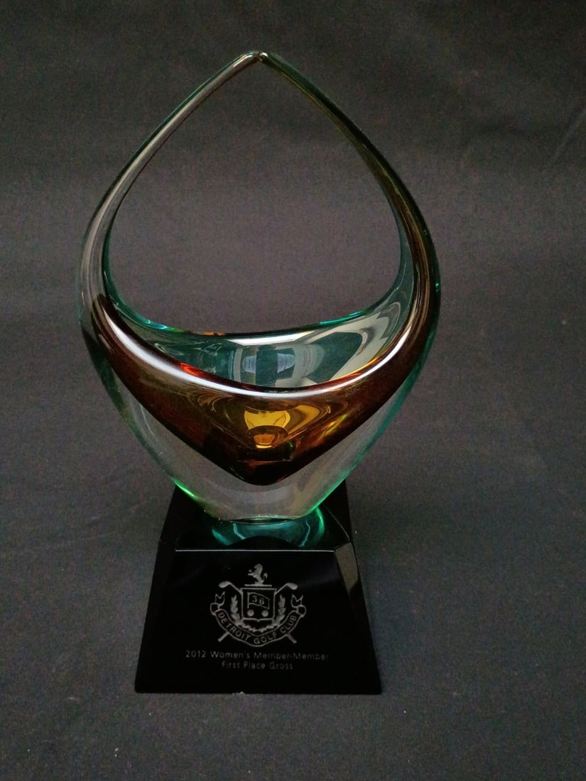 Mid Century Detroit Golf Club Ladies Low Gross Art Glass Trophy (1 of 12)