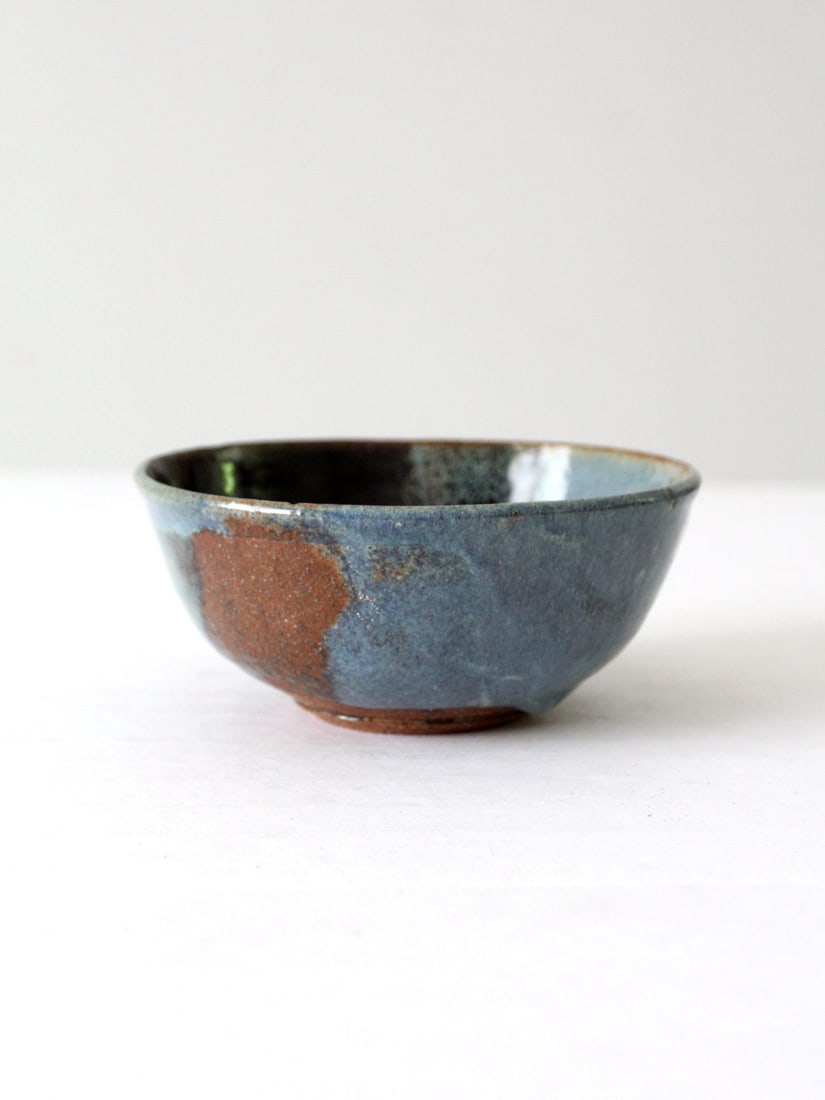 Vintage Signed Studio Pottery Bowl 1977 Blue Brown Black Glaze 7 inch (1 of 10)