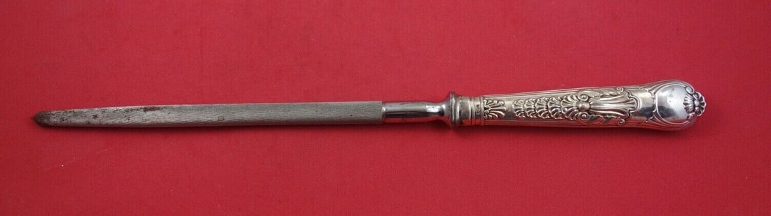 CJ Vander Coburg Sterling Silver Roast Carving Hone 13 Inches: CJ Vander Coburg Sterling Silver Roast Carving Hone 13 Inches This stunning Coburg Roast Carving Hone by CJ Vander combines elegance and functionality. Crafted from high-quality sterling silver, this 