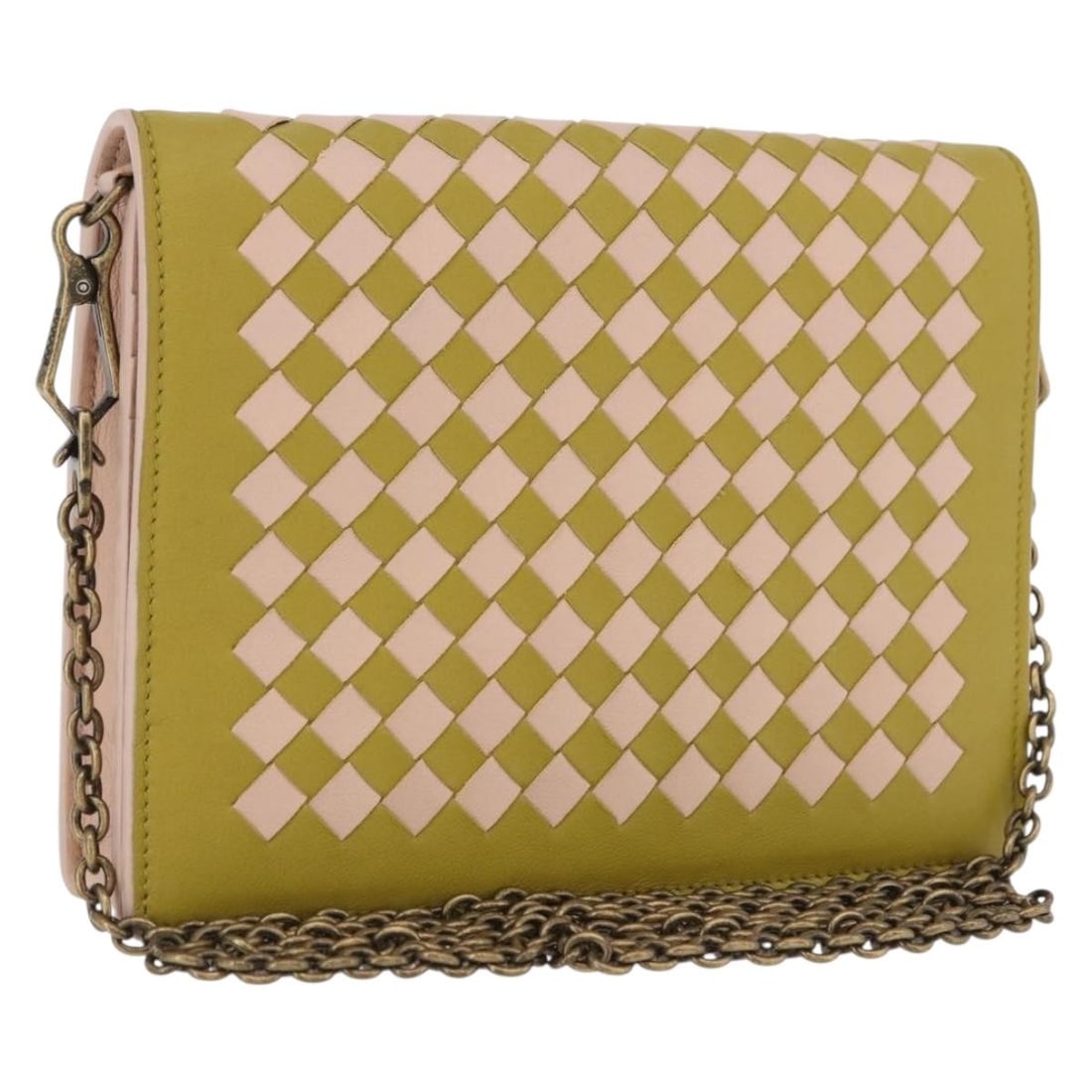 Pink Leather Shoulder Bag Bottega Veneta Intrecciato Chain Strap: Pink Leather Shoulder Bag Bottega Veneta Intrecciato Chain Strap Authentic Bottega Veneta Intrecciato chain shoulder bag in pink leather. This women's shoulder bag is made in Italy and includes only t