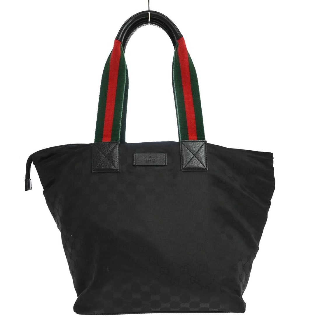 Gucci Sherry Medium Black Canvas Leather Handbag 781231 1669: Gucci Sherry Medium Black Canvas Leather Handbag 781231 1669 Vintage Gucci Sherry handbag in black canvas with double handles and a magnetic closure. The bag features a beige canvas lining and one int