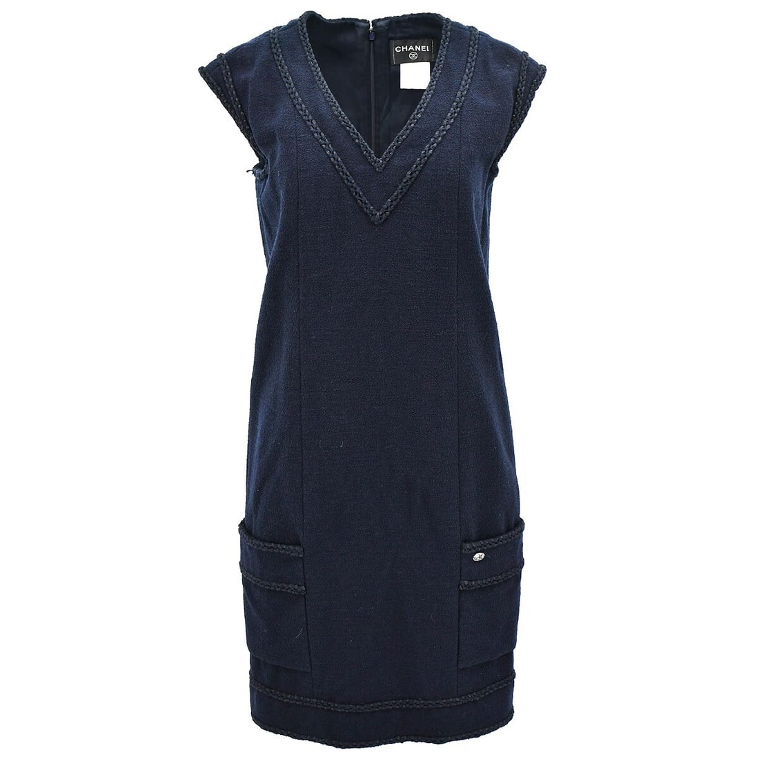 CHANEL 08C tank dress navy sleeveless wool silk size 38: CHANEL 08C tank dress navy sleeveless wool silk size 38 Vintage Chanel sleeveless tank dress in navy, made in France. This knee-length women's dress features a clean, tailored silhouette with two exte
