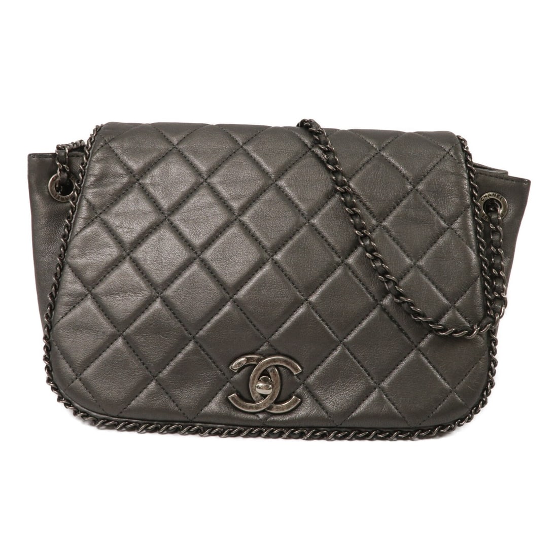 CHANEL CC Calfskin Shoulder Bag with Silver Tone Chain: CHANEL CC Calfskin Shoulder Bag with Silver Tone Chain Chanel CC chain shoulder bag crafted in silver calfskin leather. This women's shoulder bag features a chain strap, turn-lock closure, and an inte
