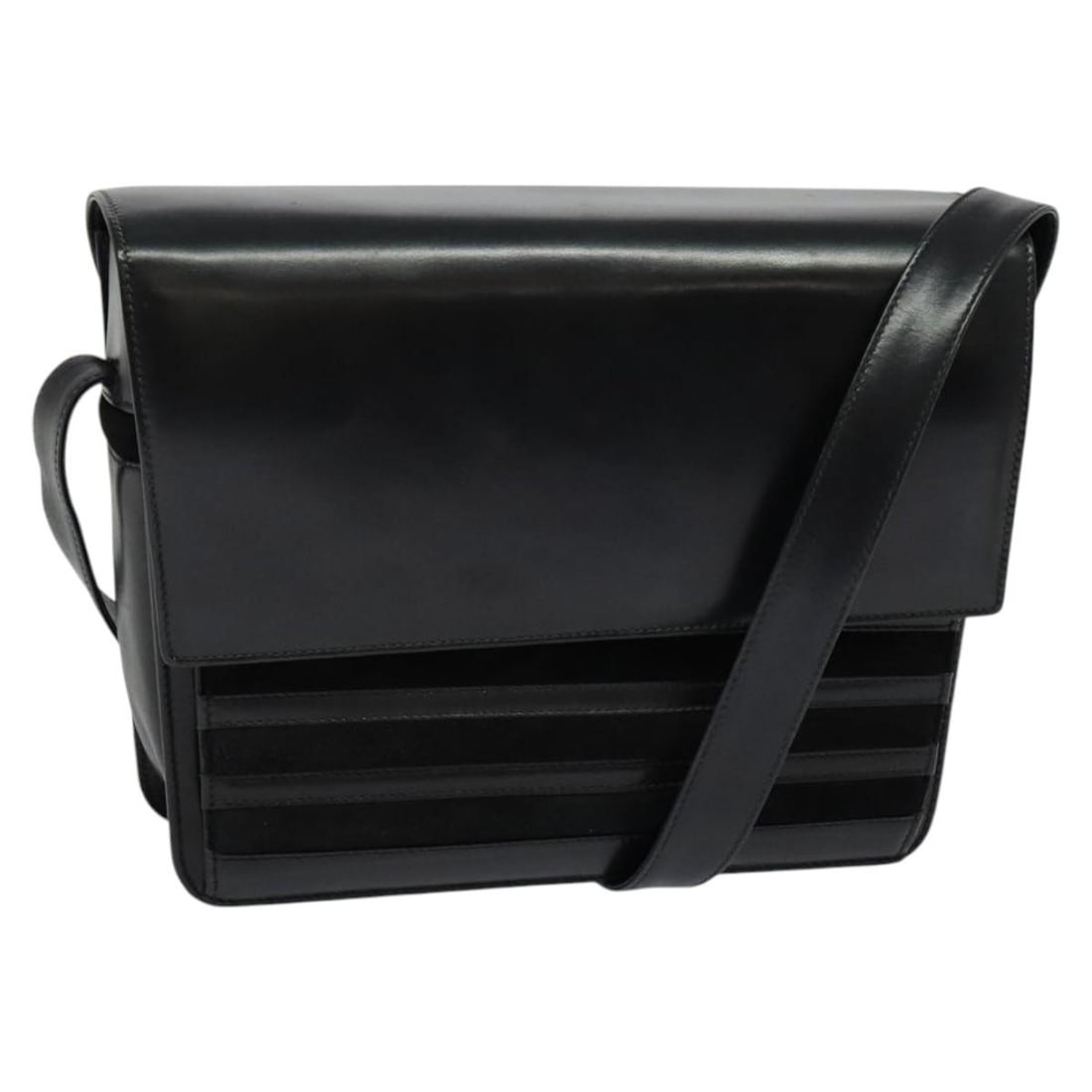 Gucci Vintage Flat Messenger Bag Black Leather Unisex: Gucci Vintage Flat Messenger Bag Black Leather Unisex Vintage Gucci Flat Messenger bag in black leather, designed as a unisex style. Made in Italy, this messenger features a compact flat profile with 