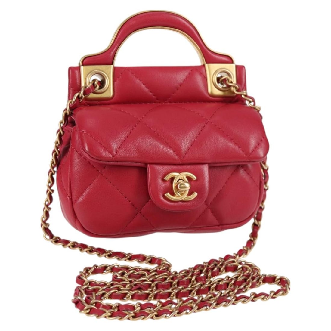 CHANEL Matelasse Lamb Skin Shoulder Bag Pink Gold CC: CHANEL Matelasse Lamb Skin Shoulder Bag Pink Gold CC Compact CHANEL Matelasse chain shoulder bag in pink lamb skin with gold-tone CC detailing. Made in France, this women's shoulder bag includes a dus
