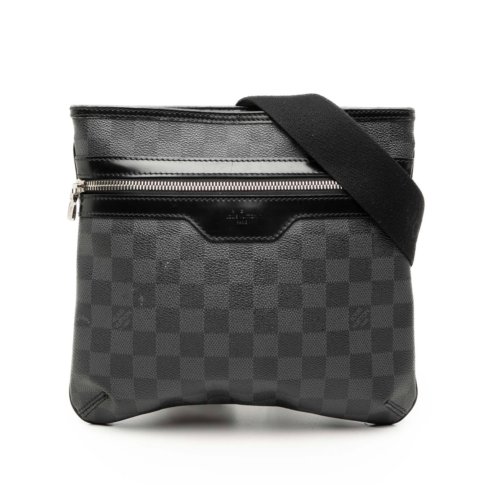 Louis Vuitton Thomas Damier Graphite crossbody bag black fabric: Louis Vuitton Thomas Damier Graphite crossbody bag black fabric Louis Vuitton Damier Graphite Thomas bag featuring a damier body, an adjustable flat strap, top zip closure, front exterior zip pocket, 