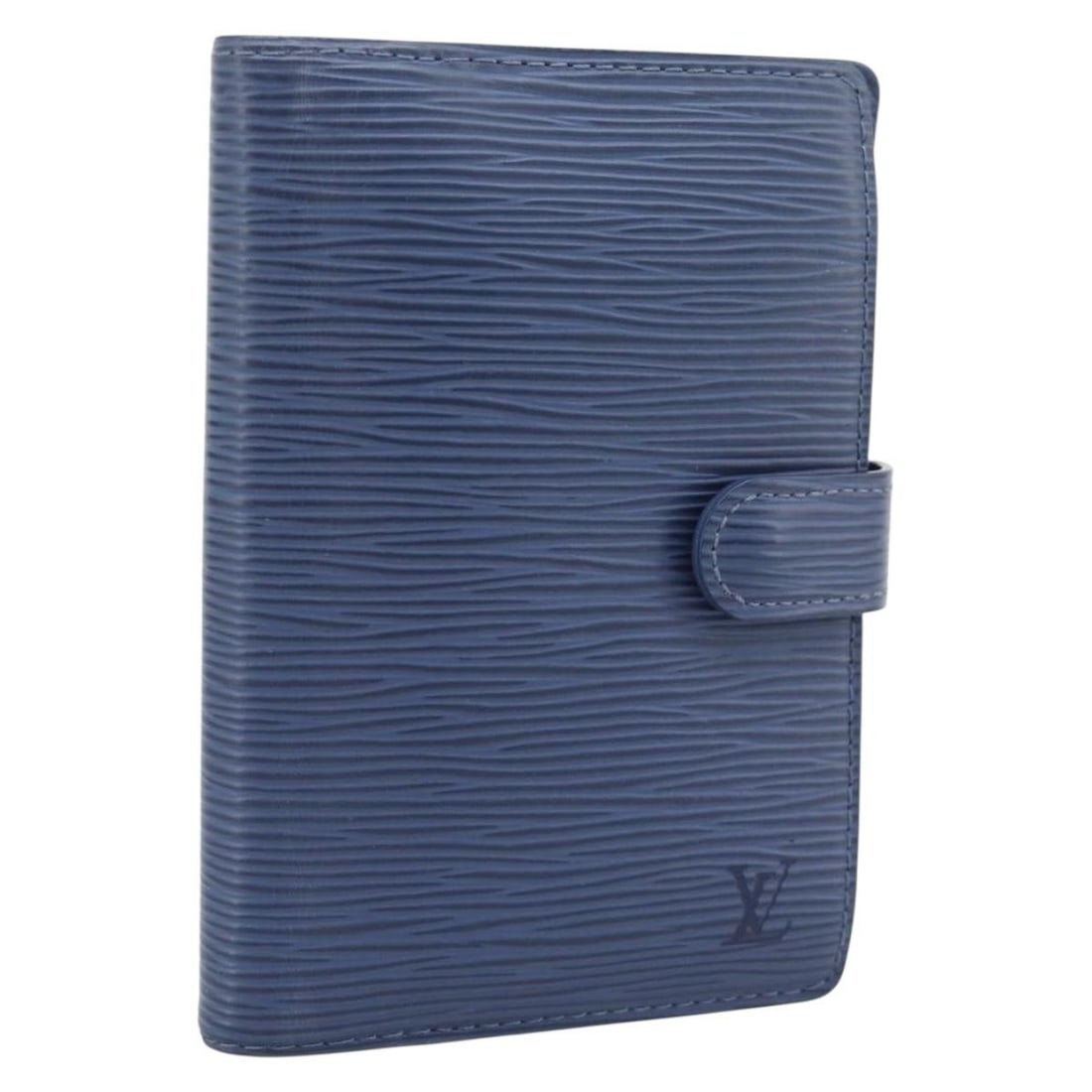 Louis Vuitton R20055 Epi Leather Day Planner Cover Blue: Louis Vuitton R20055 Epi Leather Day Planner Cover Blue Louis Vuitton Epi Day Planner Cover in blue Epi leather, made in Spain. This women's planner cover comes with a ruler accessory and is identifie