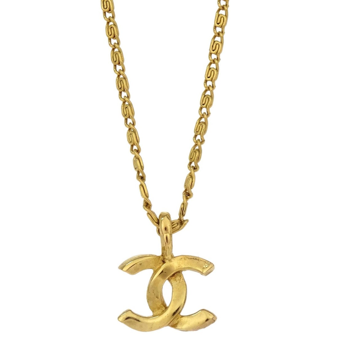 CHANEL CC Charm Necklace Gold Plated 1982 France: CHANEL CC Charm Necklace Gold Plated 1982 France Vintage Chanel CC pendant necklace in gold-plated metal, made in France in 1982. This charm-style necklace features the iconic CC pendant and remains i
