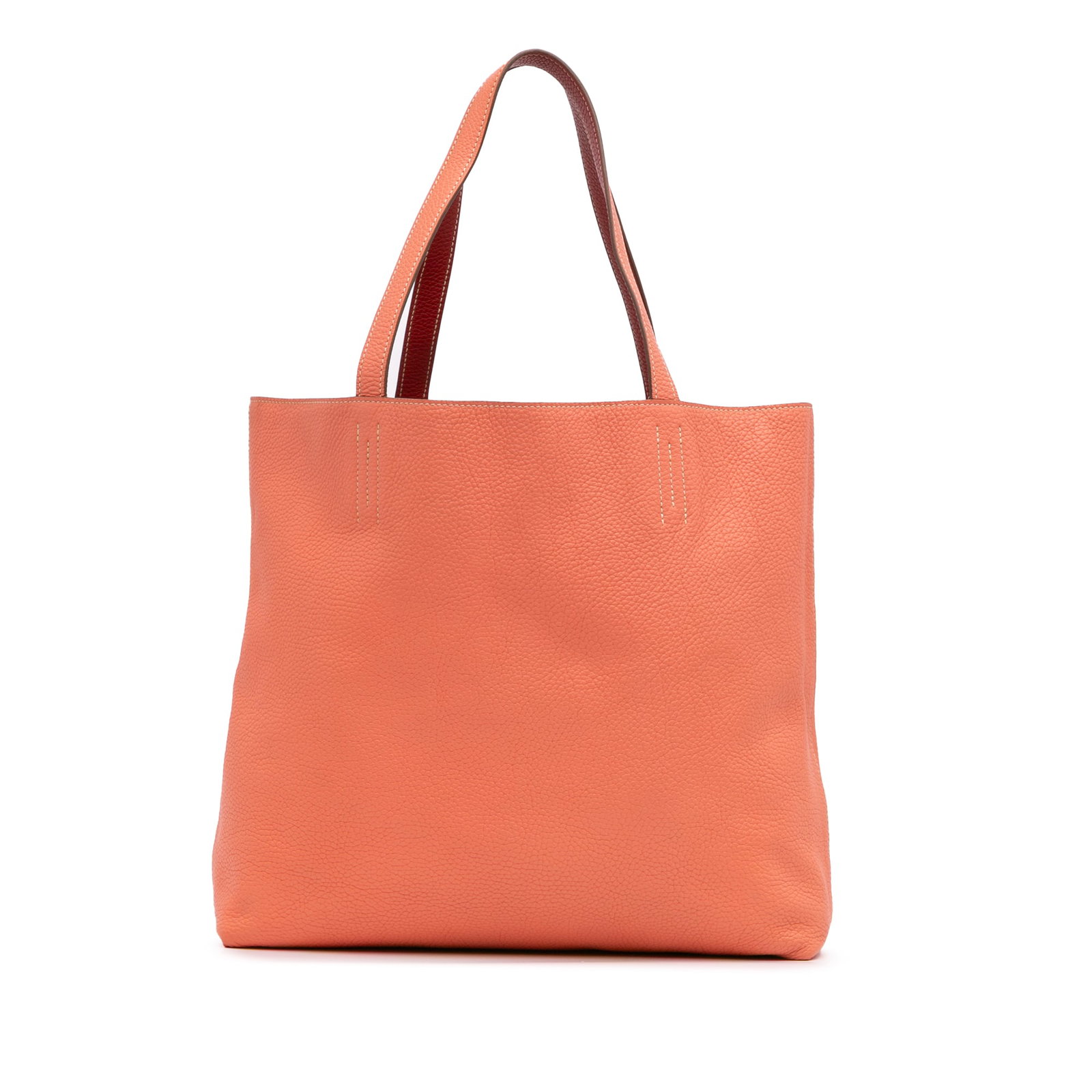 Hermes Clemence Double Sens 36 Reversible Leather Bag Pink: Hermes Clemence Double Sens 36 Reversible Leather Bag Pink The Hermes Clemence Double Sens 36 is a stylish and versatile bag crafted from high-quality reversible Clemence leather. Featuring flat leath