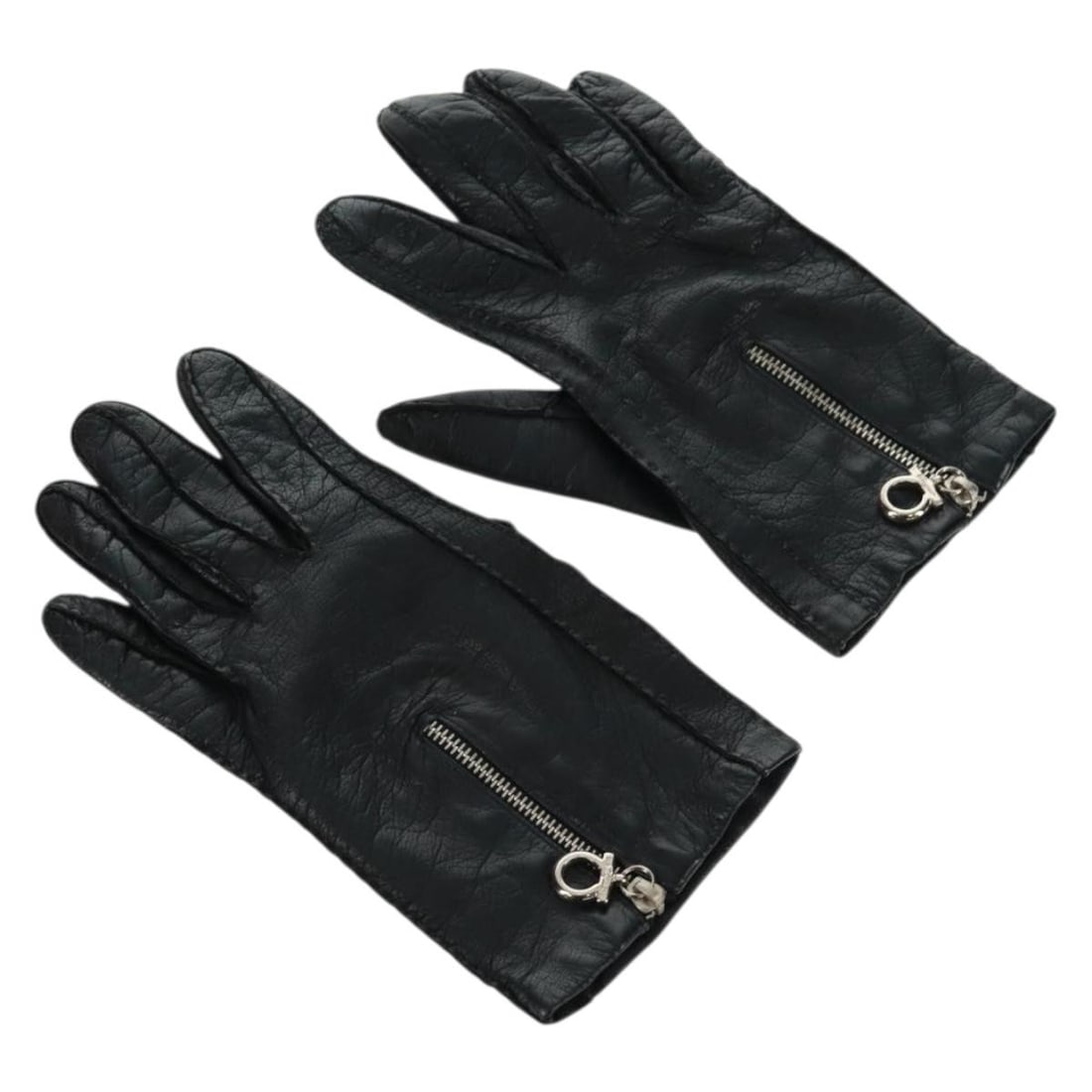 Black Leather Gancini Gloves by Salvatore Ferragamo with Box: Black Leather Gancini Gloves by Salvatore Ferragamo with Box These Salvatore Ferragamo Gancini gloves are crafted from black leather and feature a classic design. Made in Italy, they offer both style 