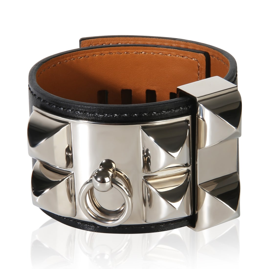 Hermes Collier de Chien palladium plated women's bracelet with box pouch: Hermes Collier de Chien palladium plated women's bracelet with box pouch Hermes Collier de Chien bracelet from the women's collection. This pre-owned piece includes the original box and pouch and feat