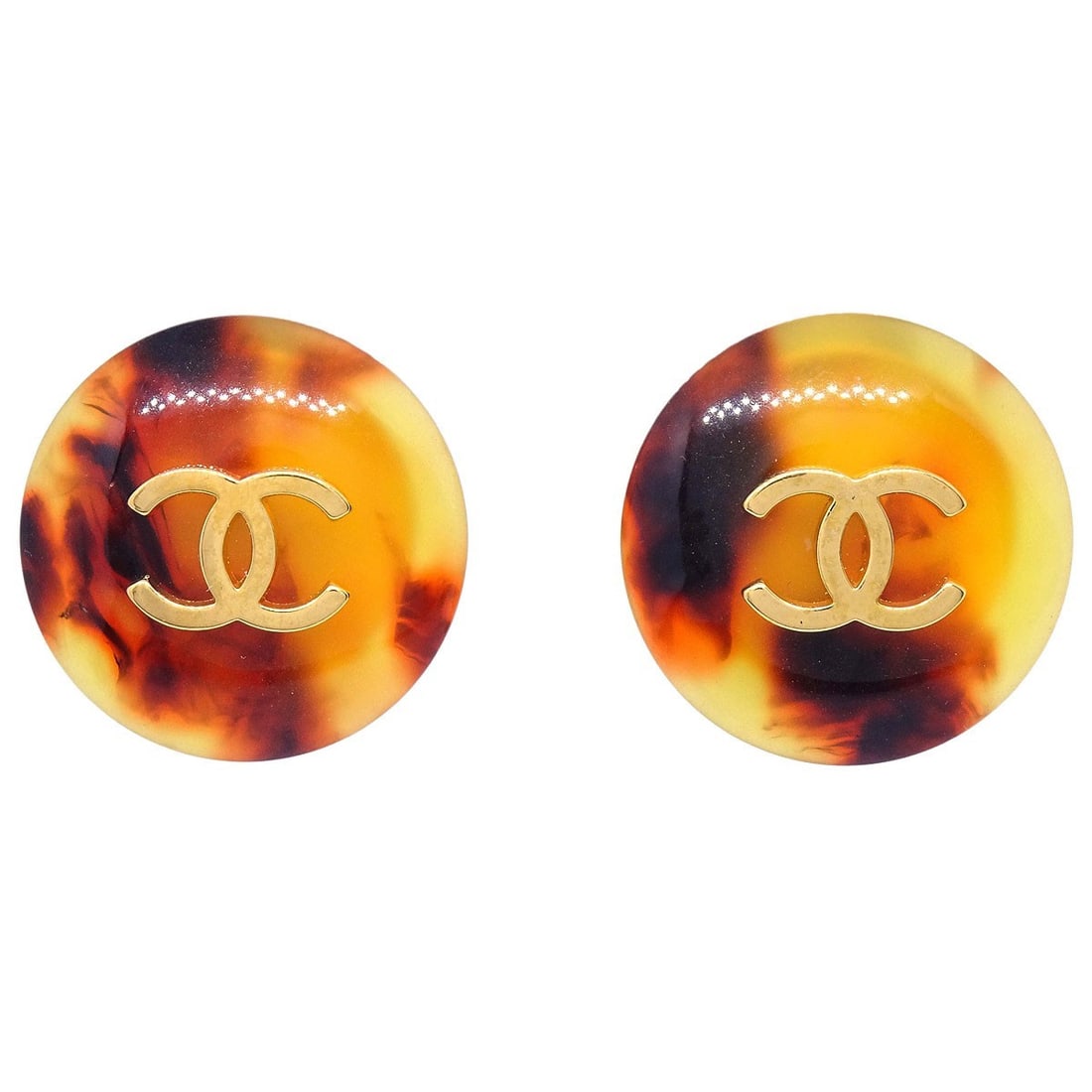 Chanel 97P Button Clip-On Earrings Gold Tone Faux Tortoiseshell: Chanel 97P Button Clip-On Earrings Gold Tone Faux Tortoiseshell Clip-on Chanel button earrings featuring the CC logo motif in gold-tone metal with brown artificial tortoiseshell accents. Marked 97P an
