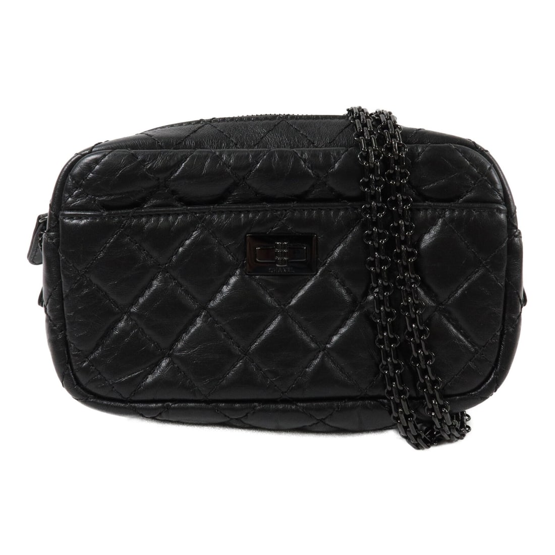 CHANEL 2.55 CC camera shoulder bag black lambskin chain strap: CHANEL 2.55 CC camera shoulder bag black lambskin chain strap CHANEL CC 2.55 camera bag in black lambskin leather with a chain shoulder strap. This women's shoulder bag features an exterior open pocke
