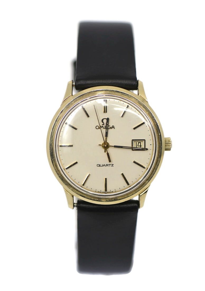 Vintage 35mm Two Tone Omega Quartz Stainless Steel Wristwatch Ref 196.0119: Vintage 35mm Two Tone Omega Quartz Stainless Steel Wristwatch Ref 196.0119 This Omega vintage two-tone wristwatch features a stainless steel case and a leather band. Designed for unisex adults, the wa