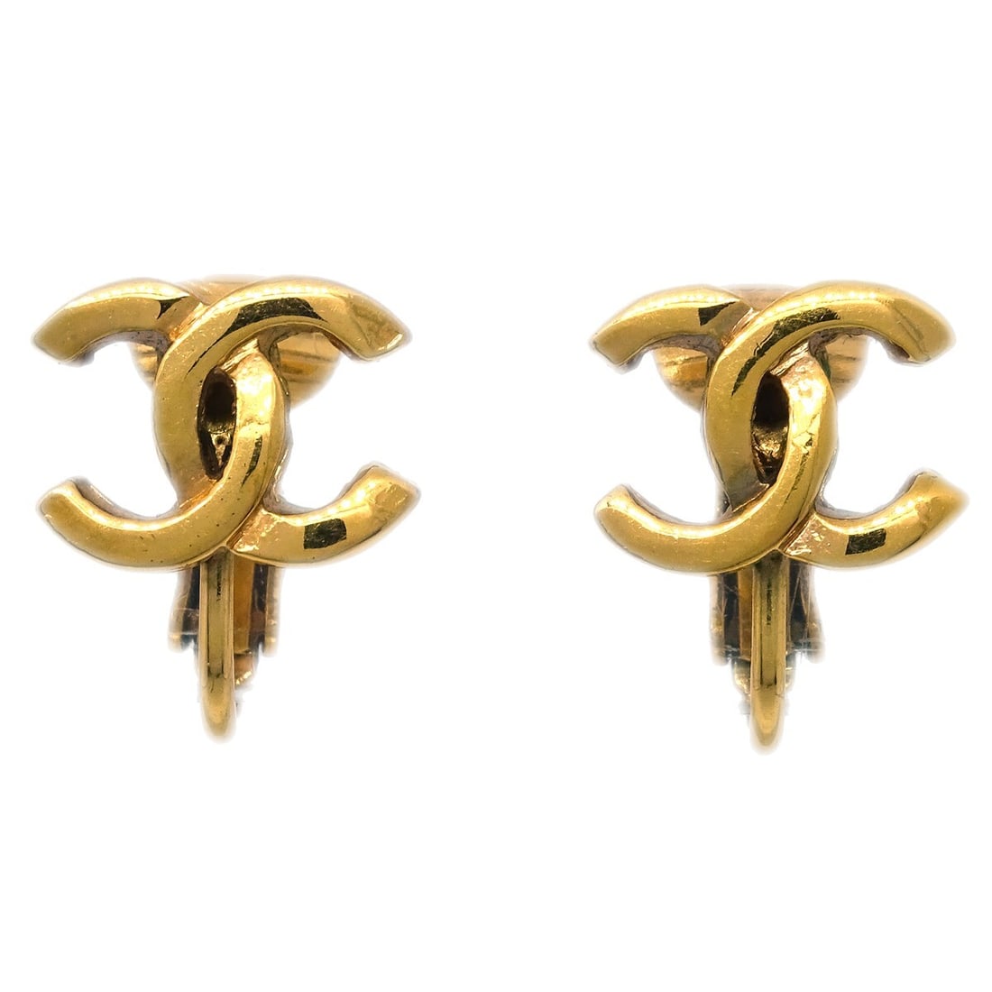 CHANEL CC Logo Clip On Earrings Gold Plated France: CHANEL CC Logo Clip On Earrings Gold Plated France Pair of Chanel clip-on earrings featuring the iconic CC logo in gold plated metal. Made in France, these earrings present in very good condition with