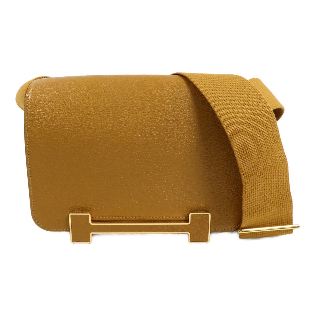 Hermes Geta Shoulder Bag Chevre Goatskin Caramel GHW: Hermes Geta Shoulder Bag Chevre Goatskin Caramel GHW Hermes Geta shoulder bag in caramel and brown Chevre goatskin leather. This women's bag features a structured shoulder bag design with three open i