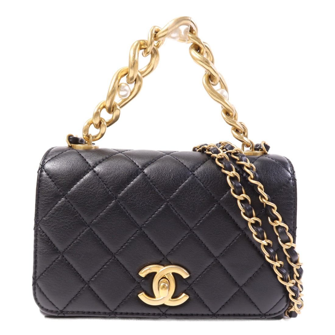 CHANEL AS2638 CC Black Calfskin Shoulder Bag GHW: CHANEL AS2638 CC Black Calfskin Shoulder Bag GHW CHANEL CC GHW Shoulder Bag AS2638 in black calfskin leather. This regular-size women's shoulder bag features a turn lock closure, one outside open pock
