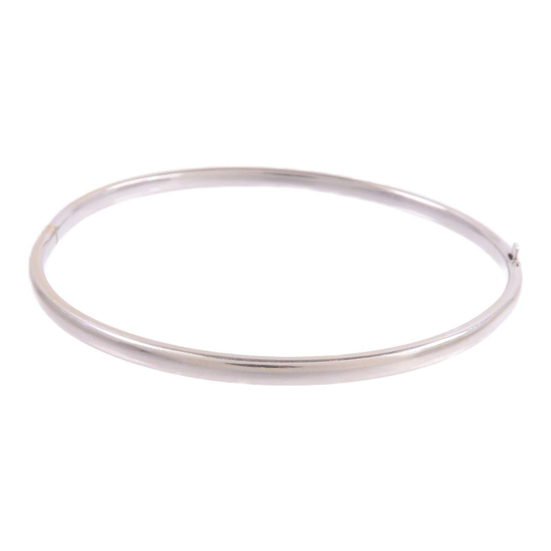 18K White Gold Bangle Bracelet K18WG 3.8g Unisex: 18K White Gold Bangle Bracelet K18WG 3.8g Unisex 18K white gold bangle bracelet with a clean, understated design and no main stone. This unisex piece shows reasonable wear and tear consistent with con