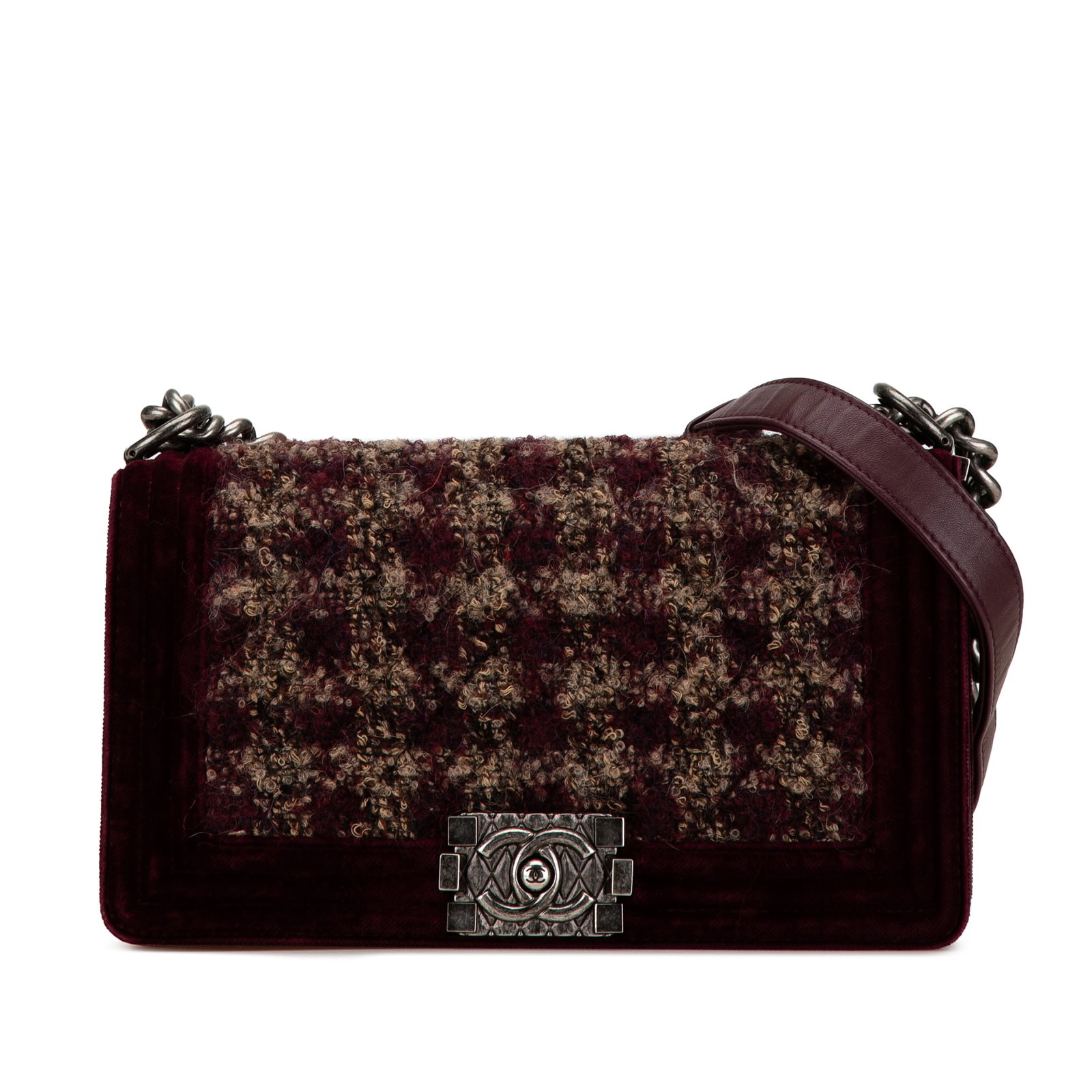 Chanel Old Medium Velvet Tweed Boy Flap Bag Red Fabric Italy: Chanel Old Medium Velvet Tweed Boy Flap Bag Red Fabric Italy This Chanel Old Medium Velvet and Tweed Boy Flap bag showcases a stunning combination of velvet and tweed, making it an eye-catching access