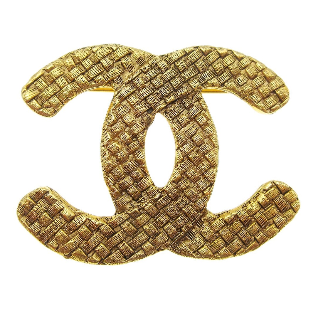 Chanel CC Quilted Gold Plated Brooch Pin France: Chanel CC Quilted Gold Plated Brooch Pin France Chanel quilted CC brooch pin in gold-plated metal, made in France. This brooch features the iconic quilted CC motif and comes with its box. Condition is