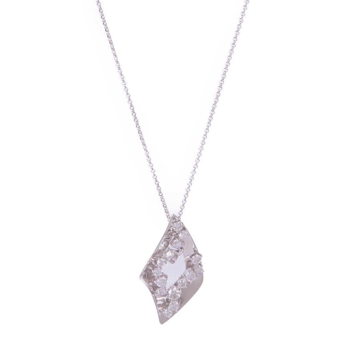 18K White Gold Diamond Necklace 1.00ct 45cm: 18K White Gold Diamond Necklace 1.00ct 45cm Diamond necklace in 18K white gold with diamond accents. The piece features a clear color presentation, a 45 cm neck rotation, and a motif measuring 18 mm w