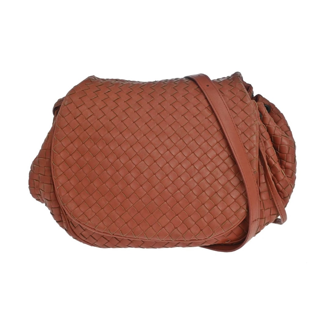 Bottega Veneta Intrecciato Shoulder Bag Red Leather: Bottega Veneta Intrecciato Shoulder Bag Red Leather Bottega Veneta Intrecciato Shoulder bag in red leather. This pre-owned piece is in good condition with visible signs of wear, including light scuffs