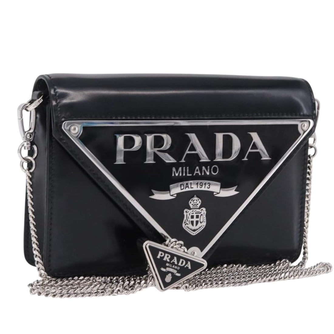 PRADA patent leather shoulder bag black silver with chain strap: PRADA patent leather shoulder bag black silver with chain strap Authentic Prada chain shoulder bag in black patent leather with silver-tone accents. This women's shoulder bag includes the original dus