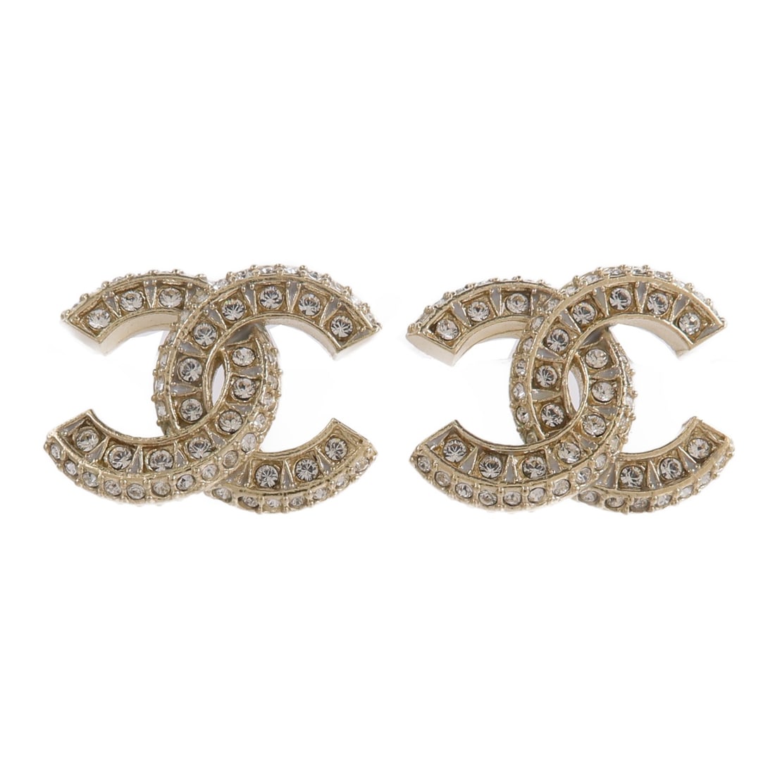 CHANEL A86504 CC Pierced Earrings Gold Tone Clear With Box: CHANEL A86504 CC Pierced Earrings Gold Tone Clear With Box Chanel CC pierced earrings, model A86504, featuring a clear and gold-tone look. Includes the storage box. Condition is AB: Very Good. Specifi