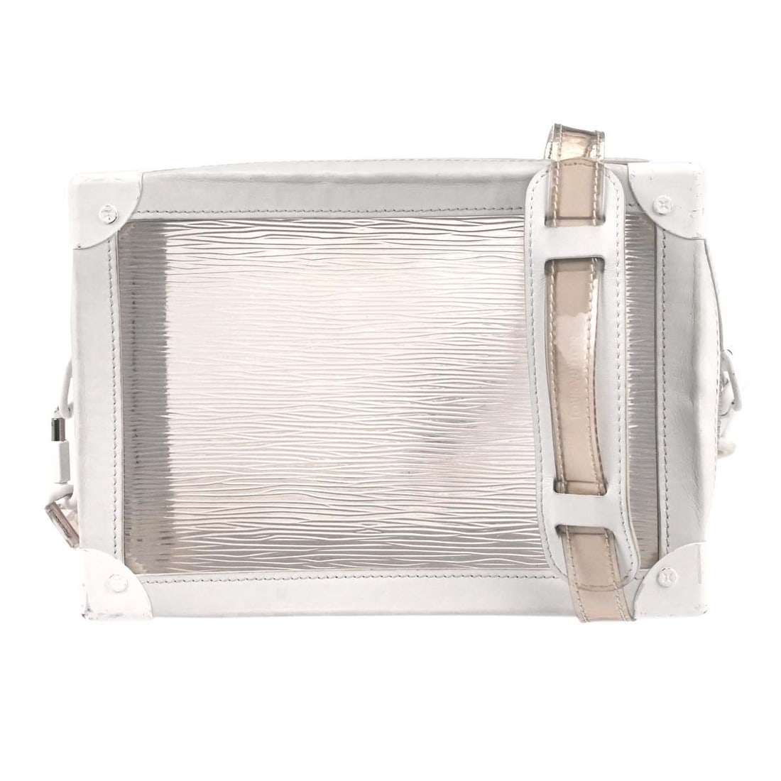 Louis Vuitton M55602 Epi Plage Soft Trunk White Shoulder Bag: Louis Vuitton M55602 Epi Plage Soft Trunk White Shoulder Bag Vintage Louis Vuitton Epi Plage Soft Trunk shoulder bag in white Epi leather with a leather lining and shoulder strap. This medium bag show