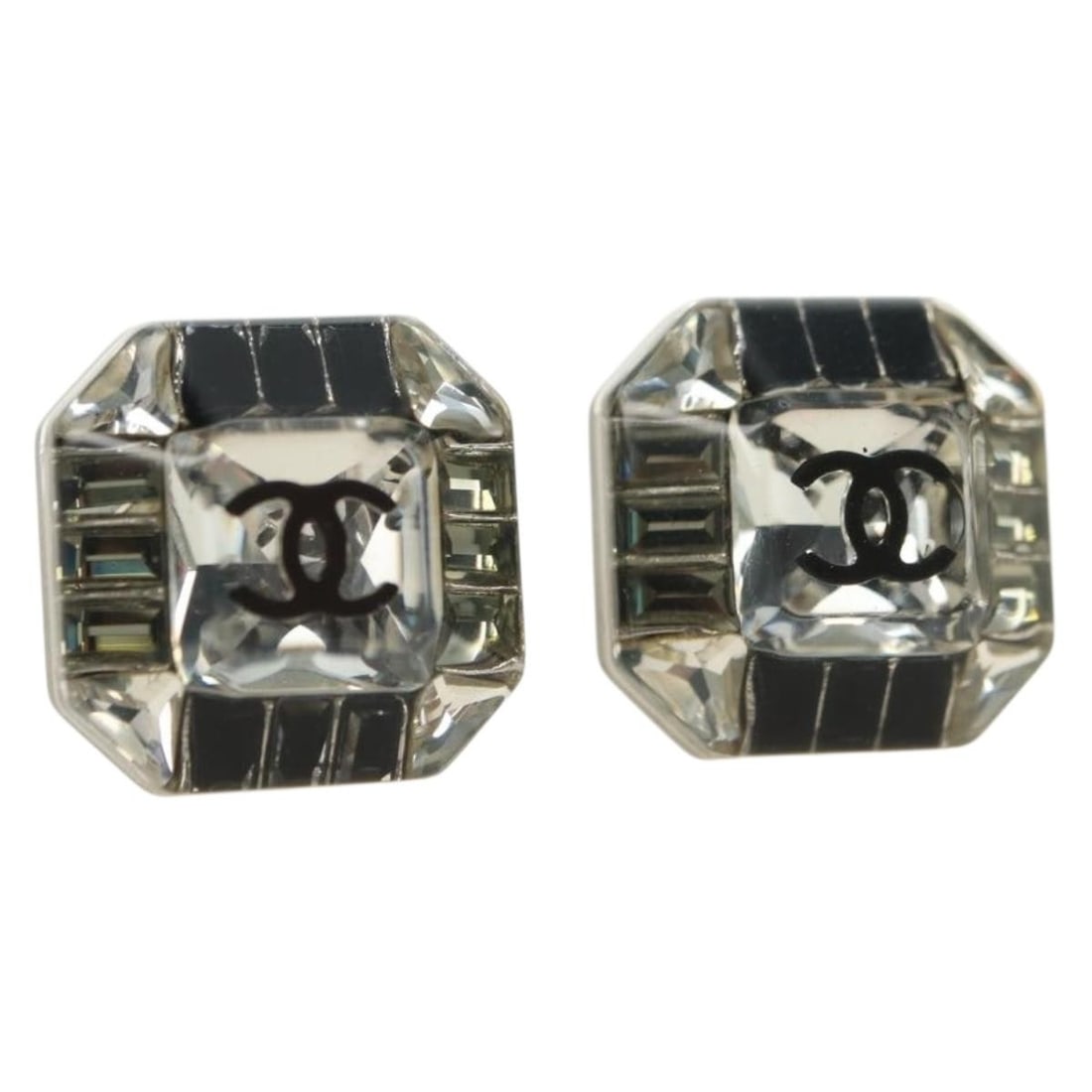CHANEL Clear CC Metal Earrings with Box France: CHANEL Clear CC Metal Earrings with Box France CHANEL COCO Mark Pierce earrings in clear metal, made in France. The listing includes the item box and notes an excellent condition with no remarkable sc