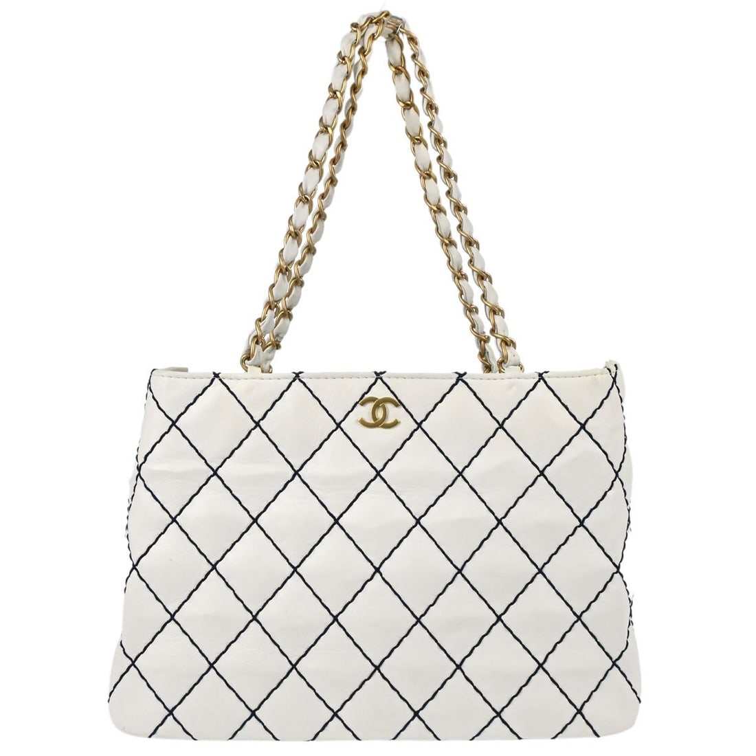 Chanel Wild Stitch White Calfskin Large Tote: Chanel Wild Stitch White Calfskin Large Tote Chanel Wild Stitch tote bag in white calfskin with double handles and leather lining. This large tote features one exterior pocket, one interior zip pocket