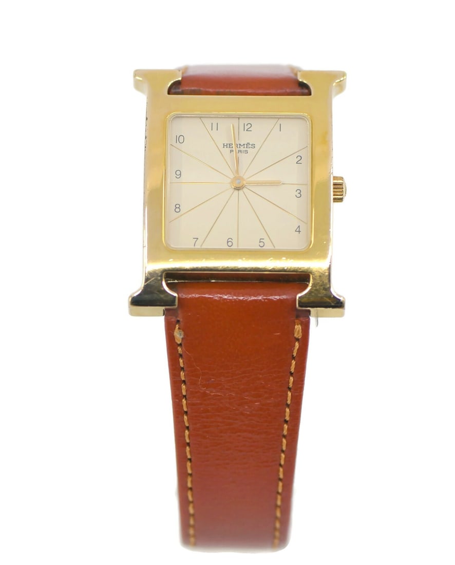 Hermes H RS1.501 Two Tone Stainless Steel Quartz Wristwatch: Hermes H RS1.501 Two Tone Stainless Steel Quartz Wristwatch Discover elegance with the Hermes H Two Tone Stainless Steel Watch, model RS1.501. This exquisite wristwatch features a sophisticated quartz