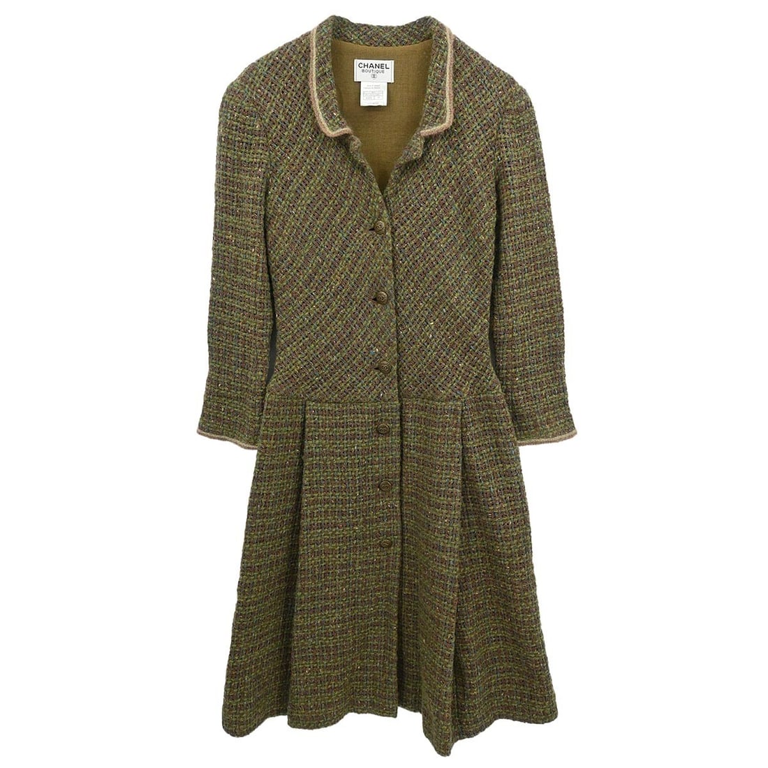 CHANEL Green Long Overcoat Size 38 Vintage France: CHANEL Green Long Overcoat Size 38 Vintage France Vintage Chanel single-breasted long coat in green with logo button accents. This women's overcoat is made in France and features a button-front closur